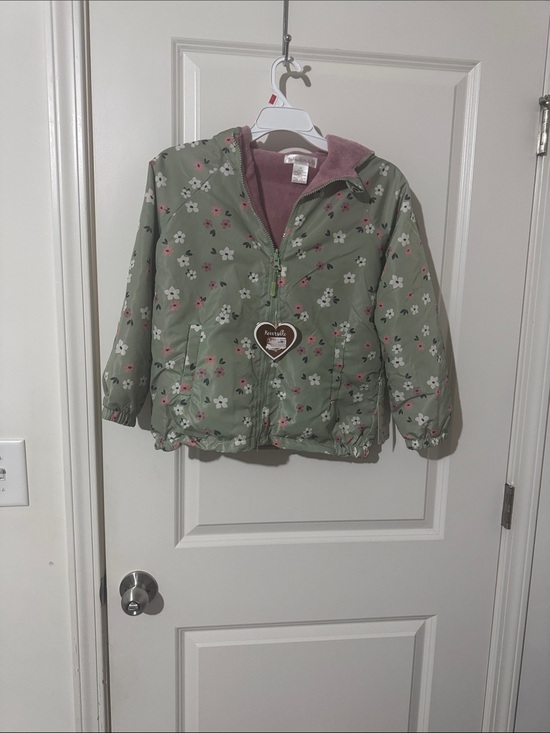 Maddie & Michelle Other - New- Back to school - Floral Hooded reversible Jacket - Green with Pink Lining